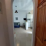Reppas House 